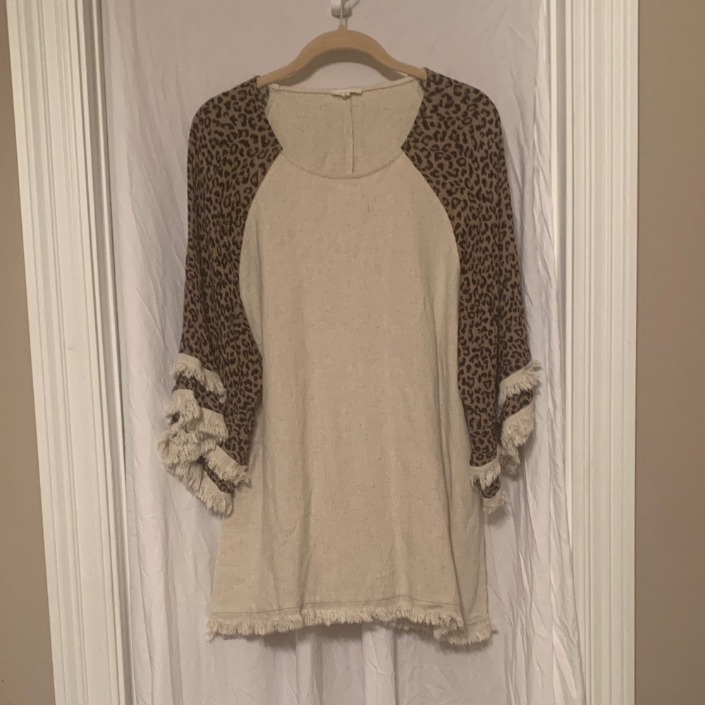 JODIFL Cream Tunic with Leopard Print Sleeves edged with Fringe EUC